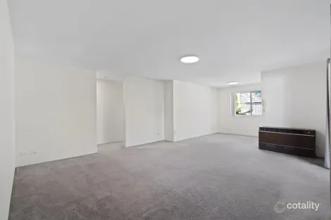 Property photo of 1/24 Beet Street Coorparoo QLD 4151