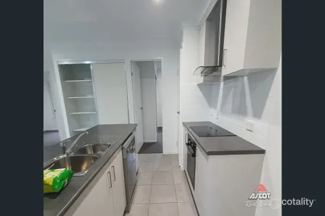 Property photo of 33 Breeze Drive Bargara QLD 4670