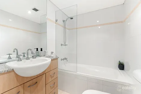 Property photo of 6/494-496 Old South Head Road Rose Bay NSW 2029