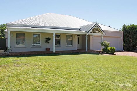 12 Salen Ct, Ardross, WA 6153