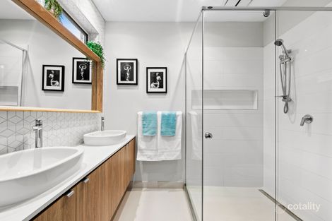 Property photo of 23 Manzeene Avenue Lara VIC 3212