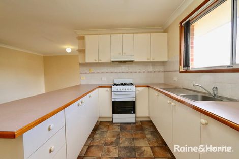 Property photo of 2/307 Howick Street Bathurst NSW 2795