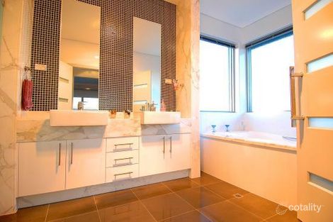 Property photo of 15 Glenview Close Bella Vista NSW 2153