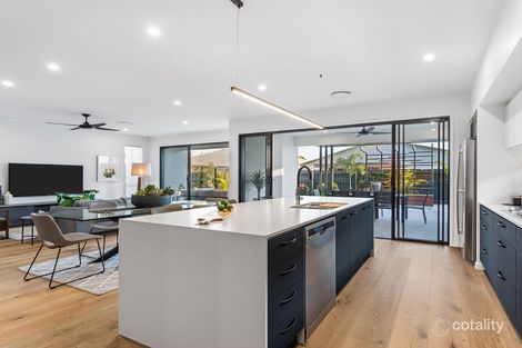 521 Dominic Dr, Logan Reserve, QLD 4133