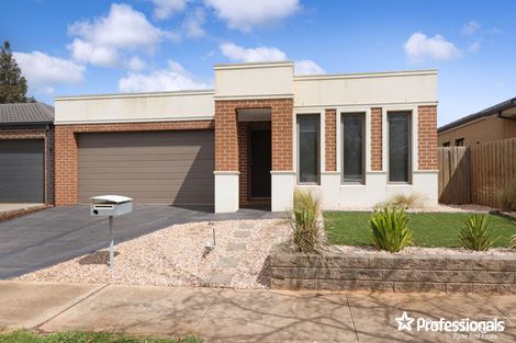 Property photo of 3 Meighen Circuit Melton South VIC 3338