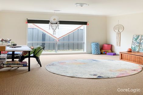 Property photo of 165 Selandra Boulevard Clyde North VIC 3978