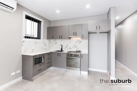 Property photo of 1/23 Moriarty Way Potts Hill NSW 2143