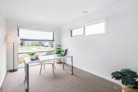 Property photo of 26 Glenelg Street Clyde North VIC 3978