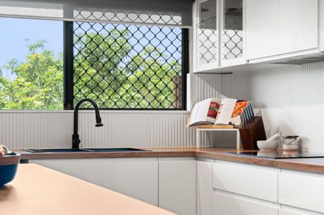 Property photo of 2/30 Real Street Annerley QLD 4103