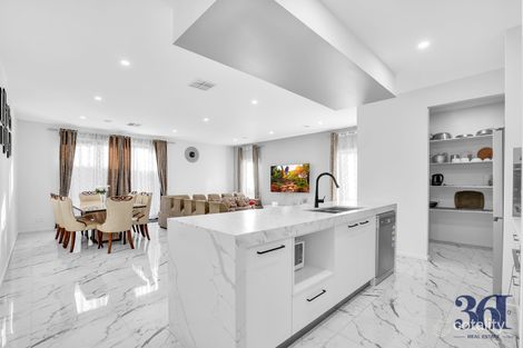 Property photo of 31 Hartland Rise Cobblebank VIC 3338