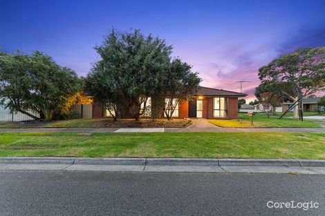 Property photo of 2 Brentwood Drive Cranbourne North VIC 3977