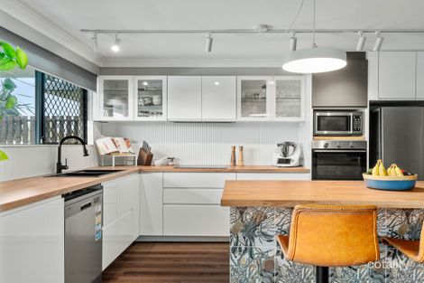 Property photo of 2/30 Real Street Annerley QLD 4103