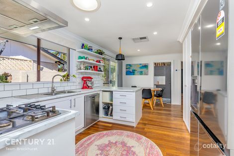 Property photo of 17 Mildenhall Street Huntingdale WA 6110
