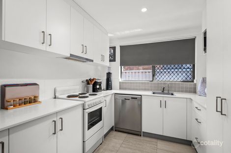 Property photo of 43 Dealy Close Cannington WA 6107