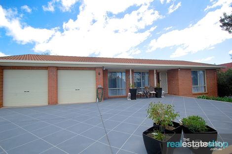 8 Morice Pl, Bonython, ACT 2905