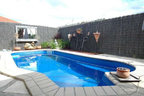 Property photo of 11 Fainter Court Pacific Pines QLD 4211