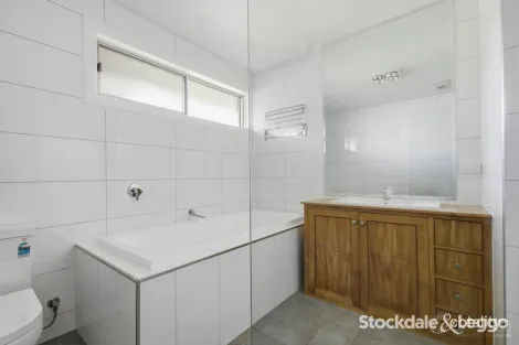 Property photo of 9 Laurence Grove Traralgon VIC 3844