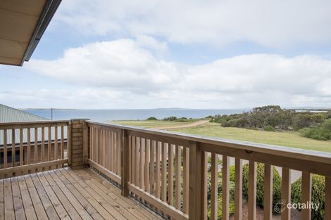 Property photo of 11 Newell Drive Louth Bay SA 5607