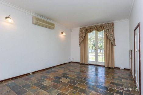 Property photo of 30 Blackbutt Road Woodlands WA 6018