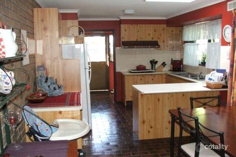 Property photo of 12 Devlin Drive Hoppers Crossing VIC 3029