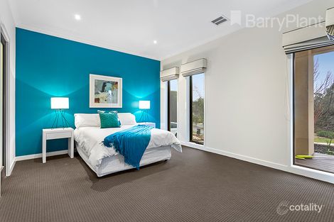 Property photo of 54 Linacre Drive Bundoora VIC 3083