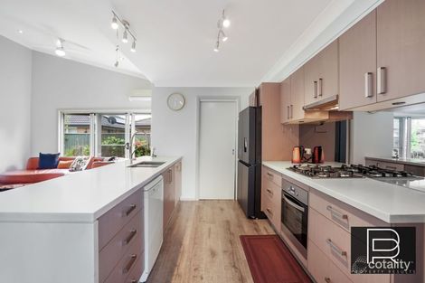 Property photo of 8 Huntington Street Ropes Crossing NSW 2760