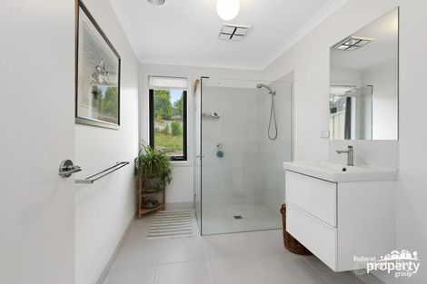 Property photo of 12 Orkney Court Ballarat North VIC 3350
