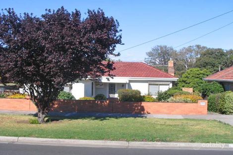 68 Carnarvon Rd, Strathmore, VIC 3041