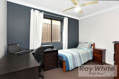 Property photo of 32 Carbenet Drive Hackham SA 5163