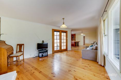 Property photo of 2 Batchelor Street Torrens ACT 2607