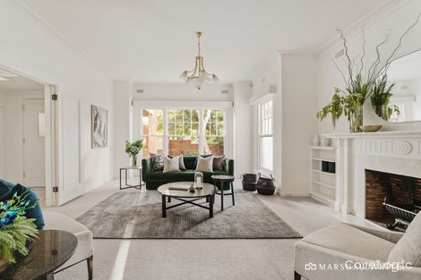 Property photo of 6 Kyeamba Grove Toorak VIC 3142