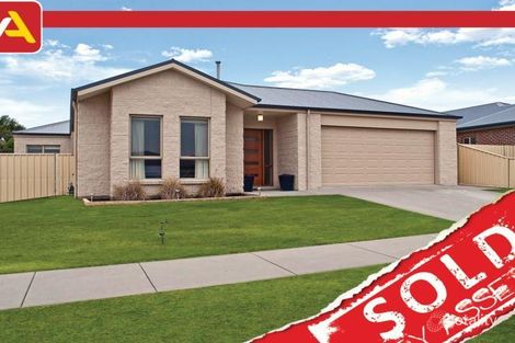 10 Coastal Ct, Portland, VIC 3305