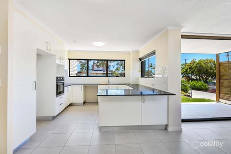 Property photo of 2/14 Queen Street Kings Beach QLD 4551