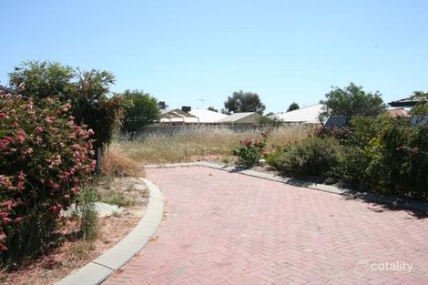 Property photo of 31 Grenache Crescent Caversham WA 6055