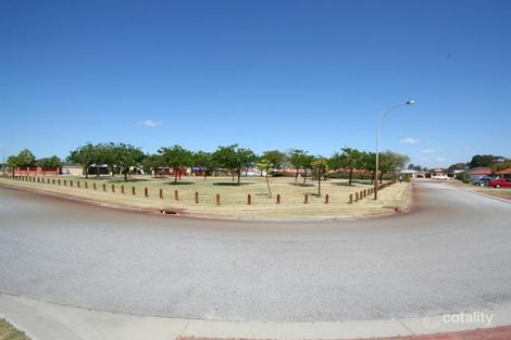 Property photo of 31 Grenache Crescent Caversham WA 6055