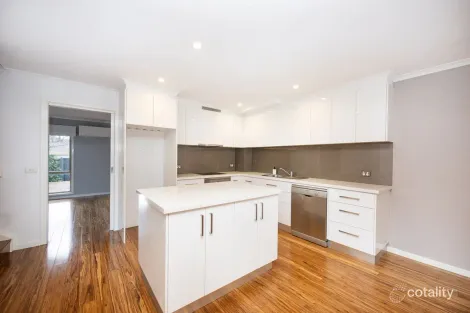 Property photo of 28/46 Paul Coe Crescent Ngunnawal ACT 2913