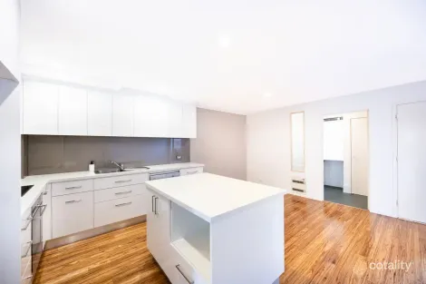 28/46 PAUL COE CRES, NGUNNAWAL, ACT 2913