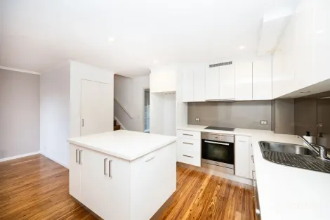 Property photo of 28/46 Paul Coe Crescent Ngunnawal ACT 2913
