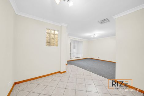 Property photo of 8 Girvan Lane Kinross WA 6028