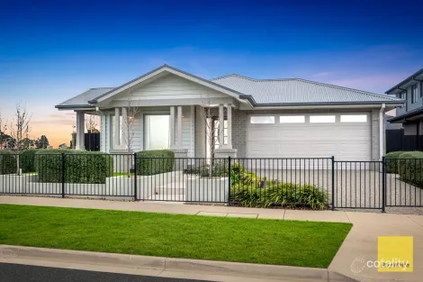 Property photo of 5 Broome Street Donnybrook VIC 3064