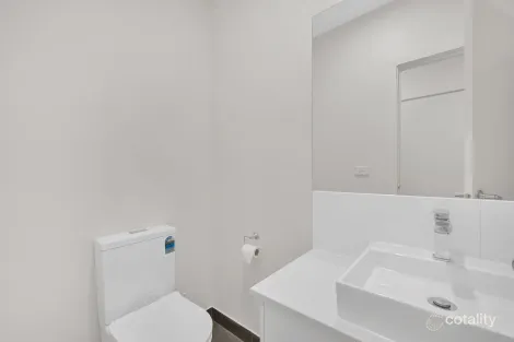 Property photo of 3/90 Saltlake Boulevard Wollert VIC 3750