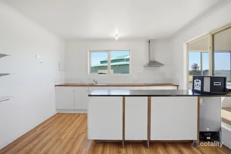 Property photo of 698 Dolphin Sands Road Dolphin Sands TAS 7190