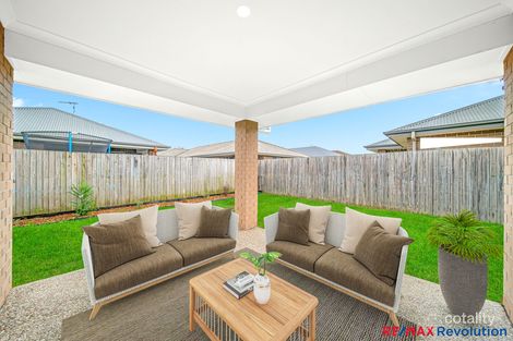 Property photo of 46 Denham Circuit Willow Vale QLD 4209