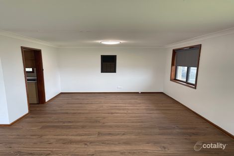 Property photo of 32 Explorers Way St Clair NSW 2759