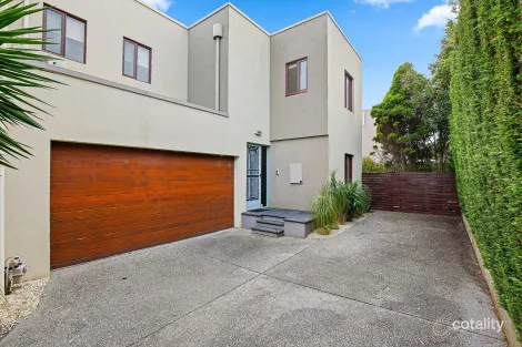 2/5 Northcote Tce, Mornington, VIC 3931
