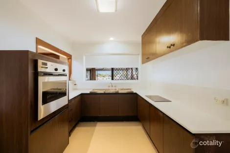 Property photo of 15 Beverley Crescent Broadbeach Waters QLD 4218