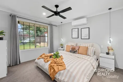 Property photo of 18 Eastleigh Loop Currambine WA 6028