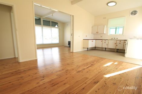 Property photo of 27 Northcott Avenue Singleton Heights NSW 2330