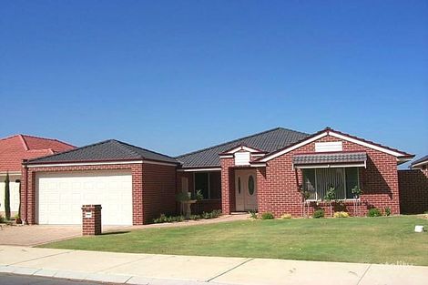 8 Cardiff Gte, Iluka, WA 6028