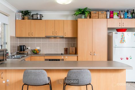 Property photo of 28 Lamberth Road East Heritage Park QLD 4118